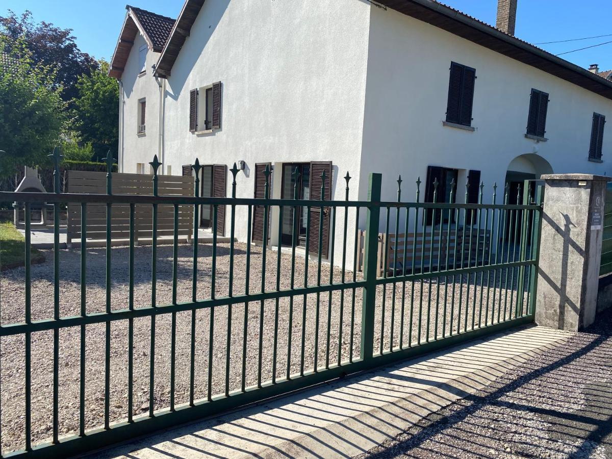Maison Chaleureuse Au Coeur Du Village Raddon 외부 사진